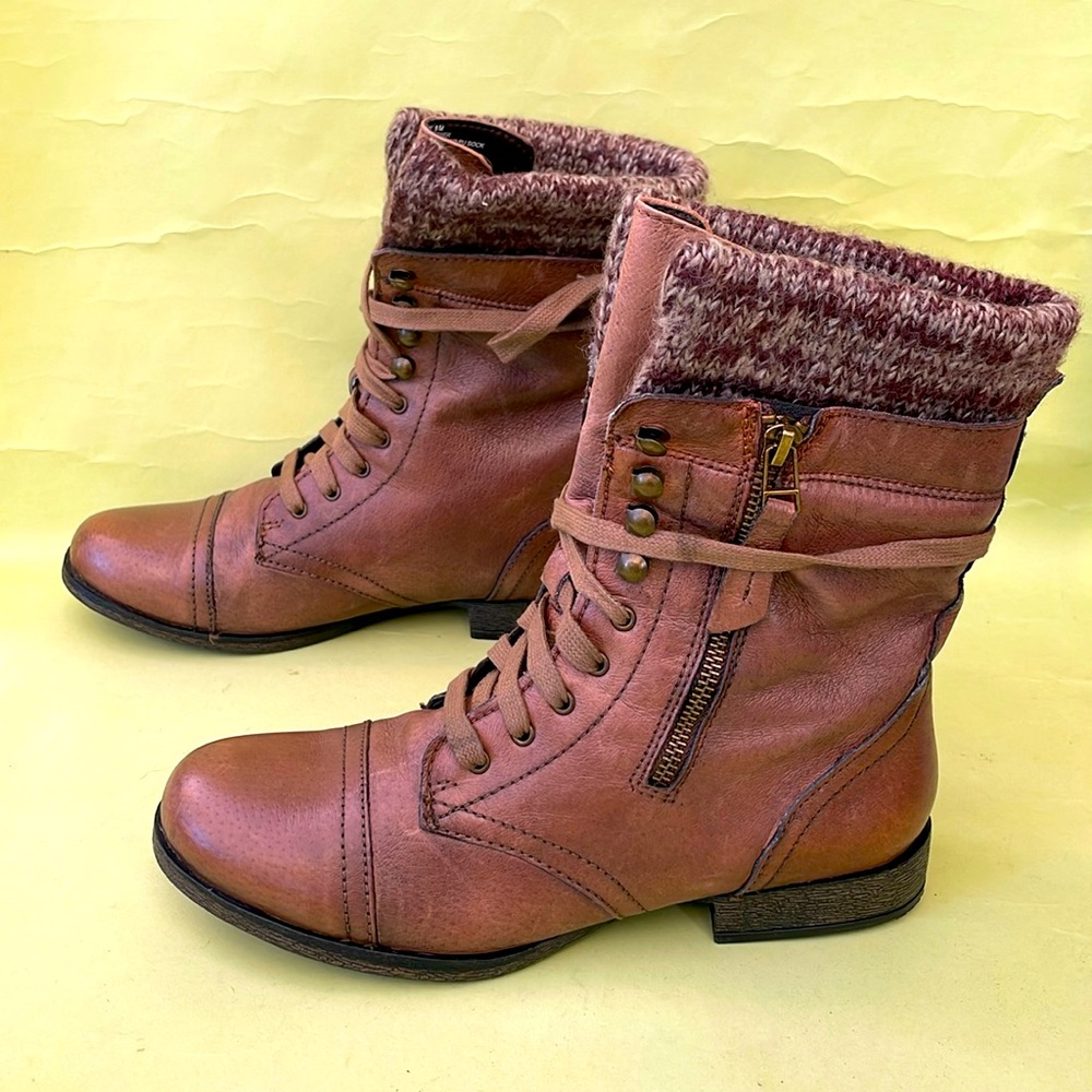 Vintage brown Steve Madden leather combat boots with laces